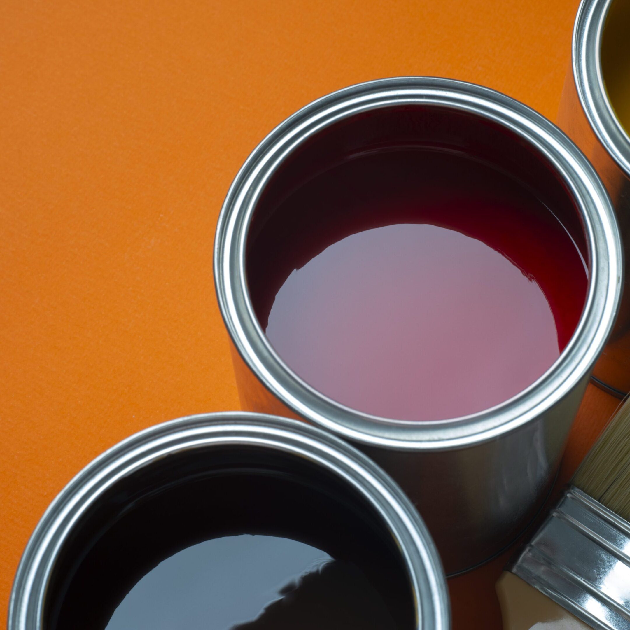 top-view-paint-can